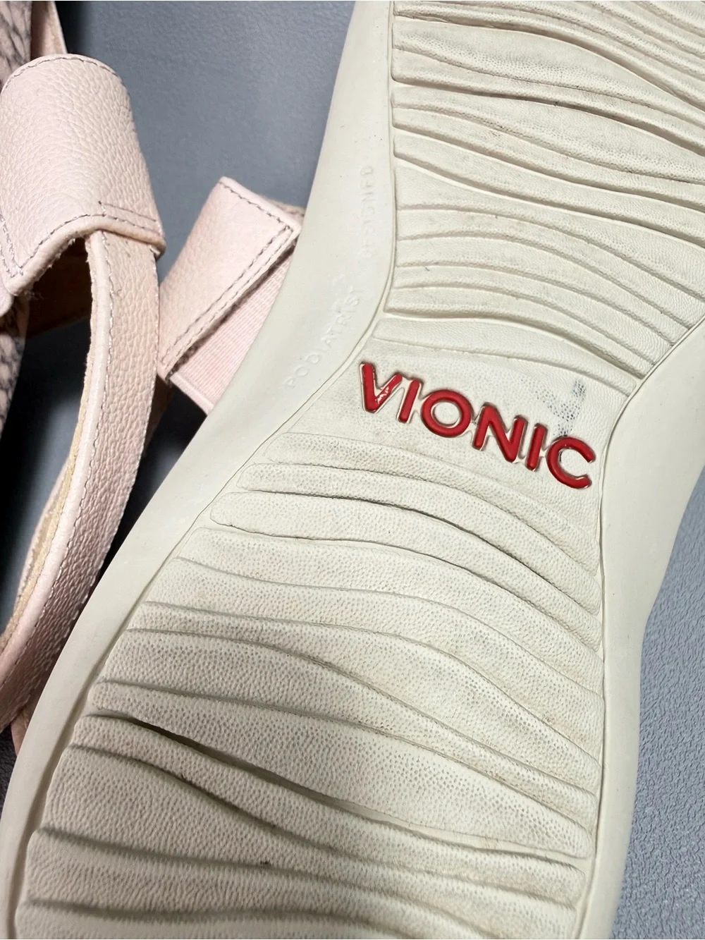 Vionic Tala Neutral Pink Snakeskin Printed Leather Slingback Thong Sandals